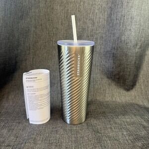 NWT Starbucks 2022 Winter Ribbon Swirl Stainless Steel Tumbler 24‎ Oz Cold Venti